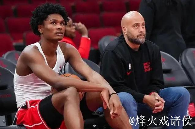 火箭与AJ-格里芬就买断达成一致，后者将短暂告别篮球舞台